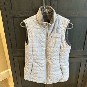 Free Country Women's Light Gray Quilted Vest